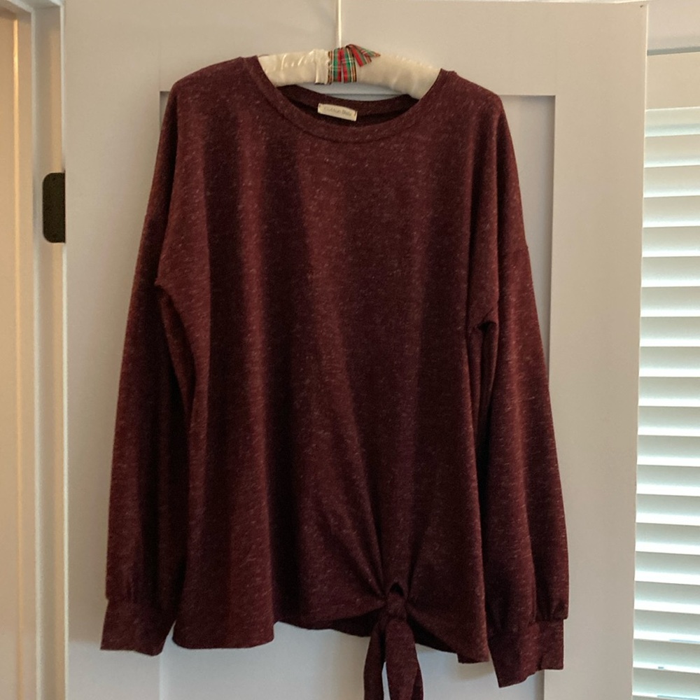 Cotton Bleu top, size large maroon